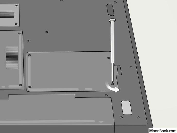 以Build a Laptop Computer Step 12为标题的图片