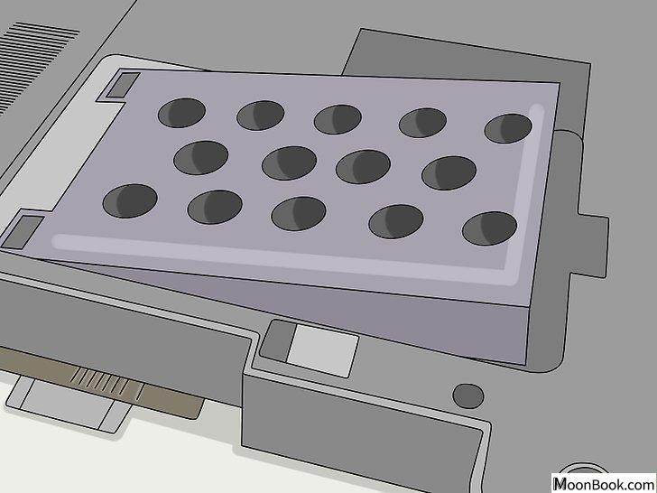 以Build a Laptop Computer Step 14为标题的图片