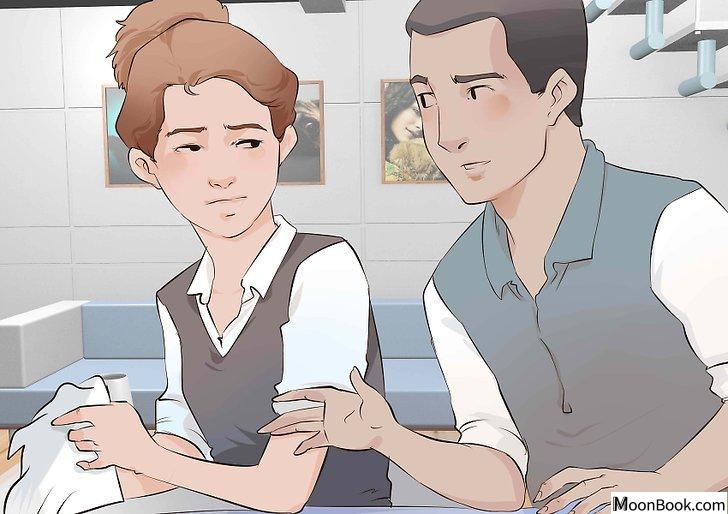 以Comfort a Crying Woman Step 8为标题的图片