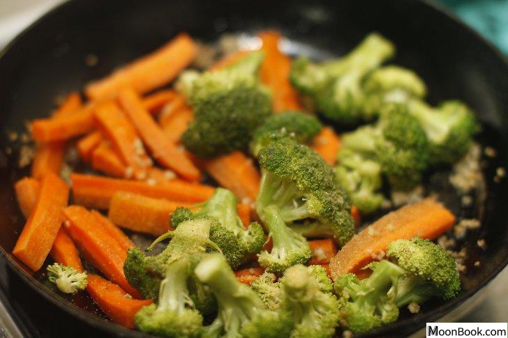 以Eat Healthy Step 16为标题的图片