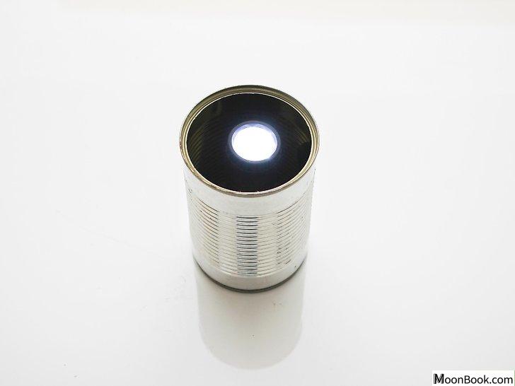 以Make a Fly Trap Step 18为标题的图片
