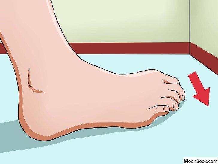 以Soothe a Sore Ankle Step 8为标题的图片