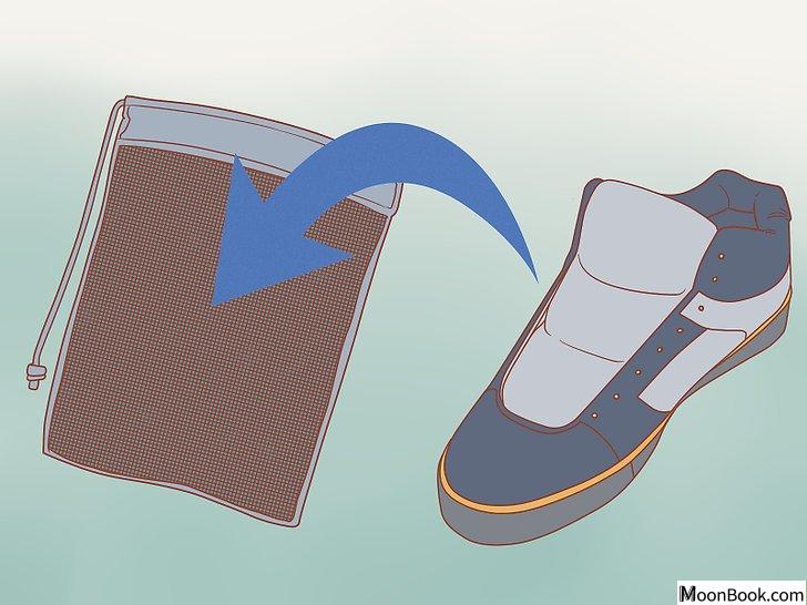 以Wash Shoes in a Washing Machine Step 5为标题的图片