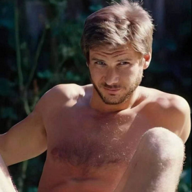 Harrison F